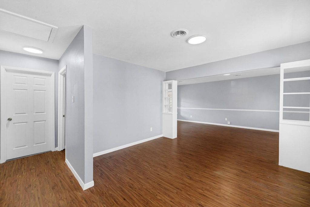 Photo of 11202 Waxwing Street, Houston, TX 77035 (MLS # 92471414)