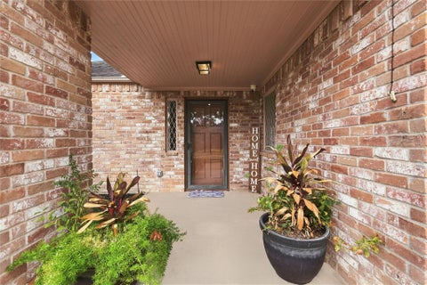 Homes For Sale - 2907 Fairway Drive<br/> Sugar Land, TX 77478
