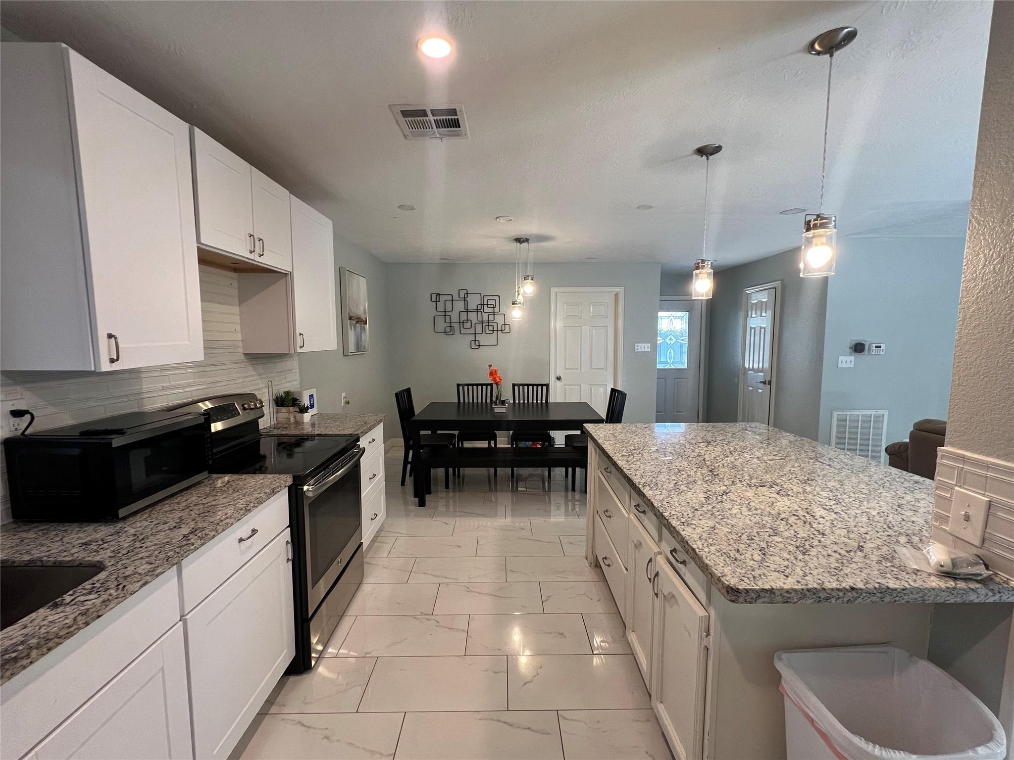 16739 Forest Trail Drive