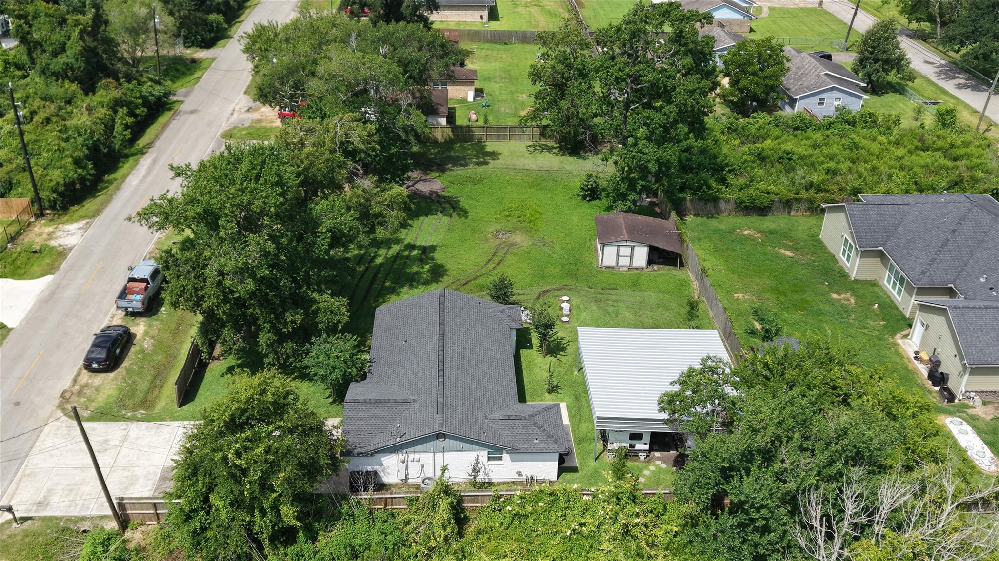16739 Forest Trail Drive