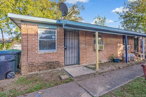 Photo of 4720 Carmen Street #A, Houston, TX 77033 (MLS # 21746251)