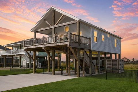 Photo of 2285 E Lobster Street, Crystal Beach, TX 77650 (MLS # 31285288)