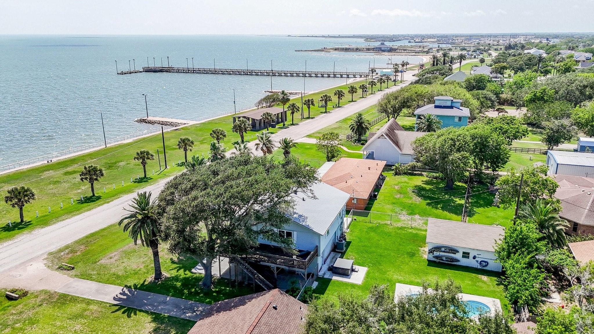 204 S Bay Boulevard