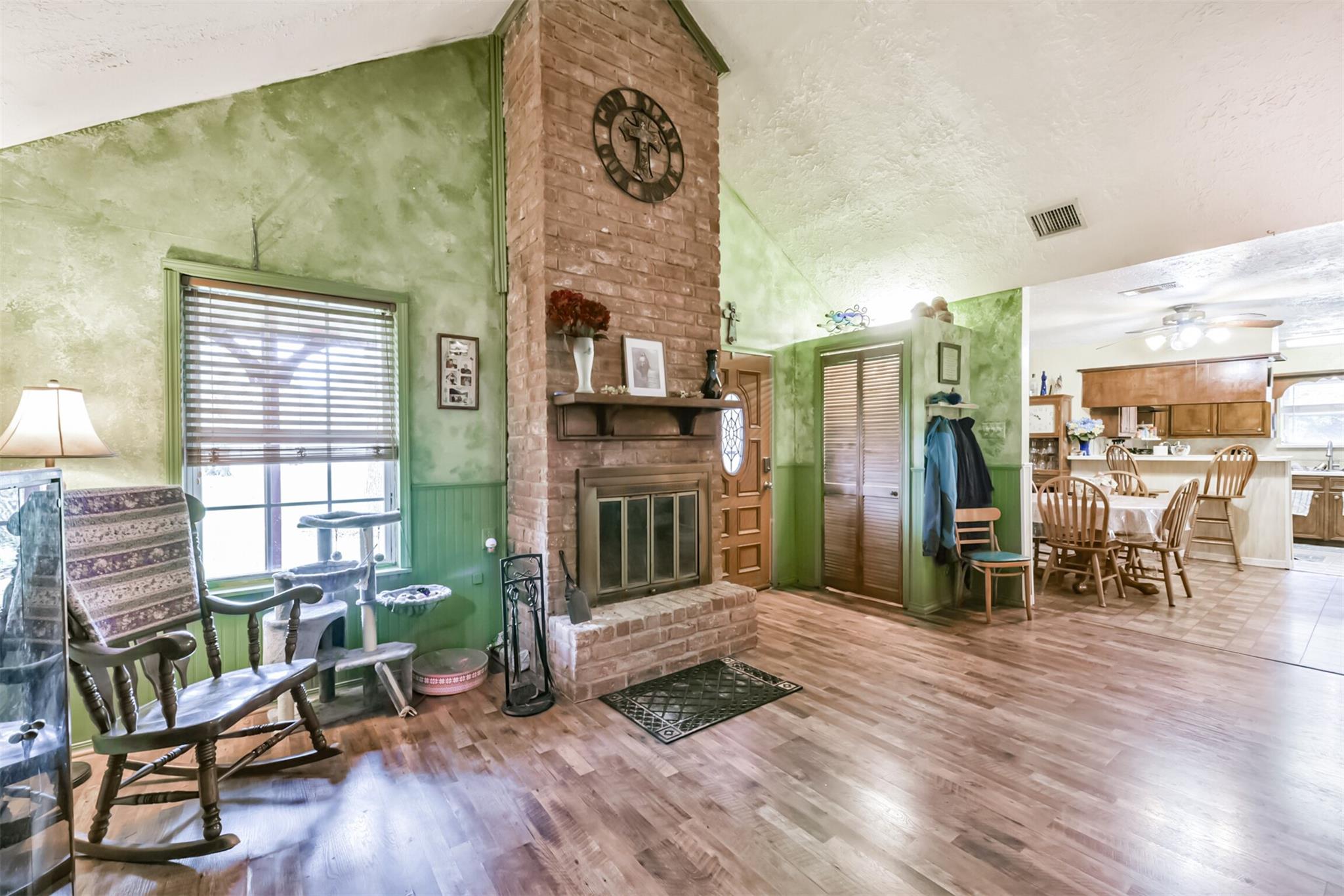 17041 Live Oak Circle