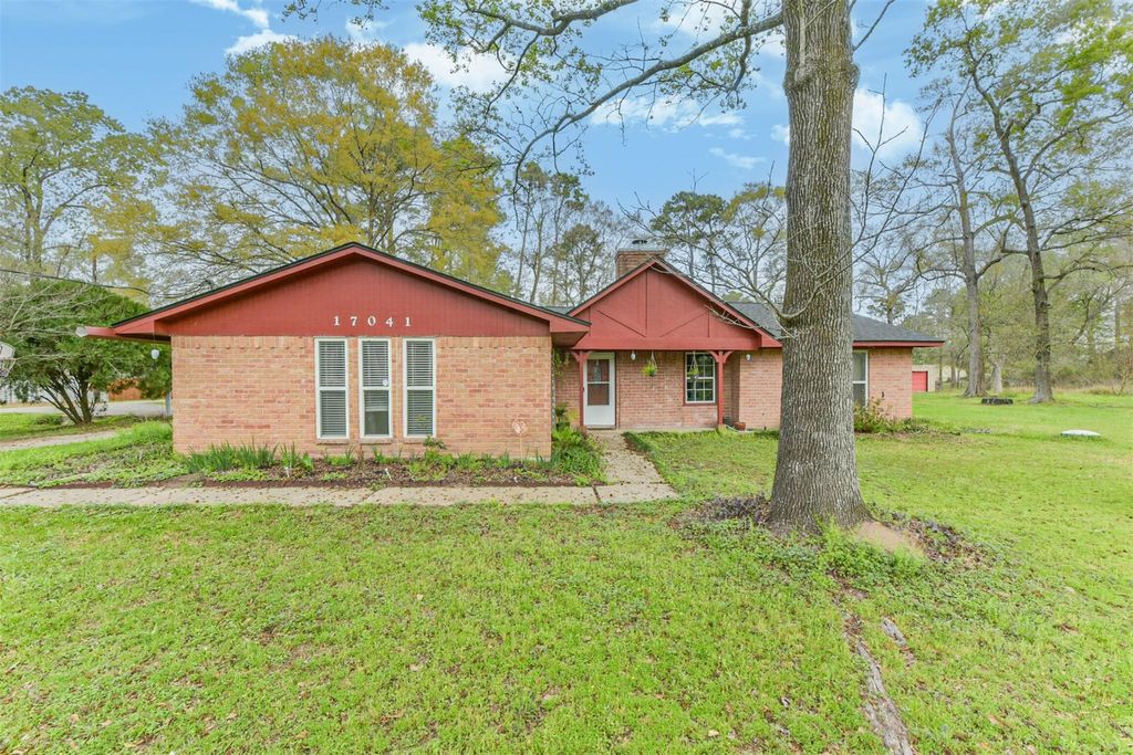 Photo of 17041 Live Oak Circle, Porter, TX 77365 (MLS # 33016671)