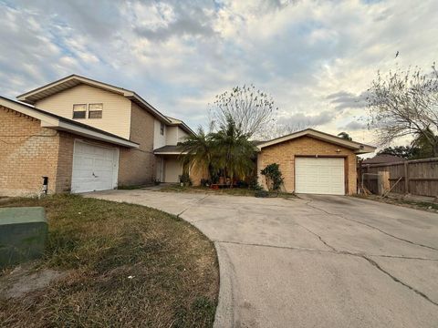 Homes For Sale - 2406 & 2408 Treasure Hills Cove<br/> Harlingen, TX 78550
