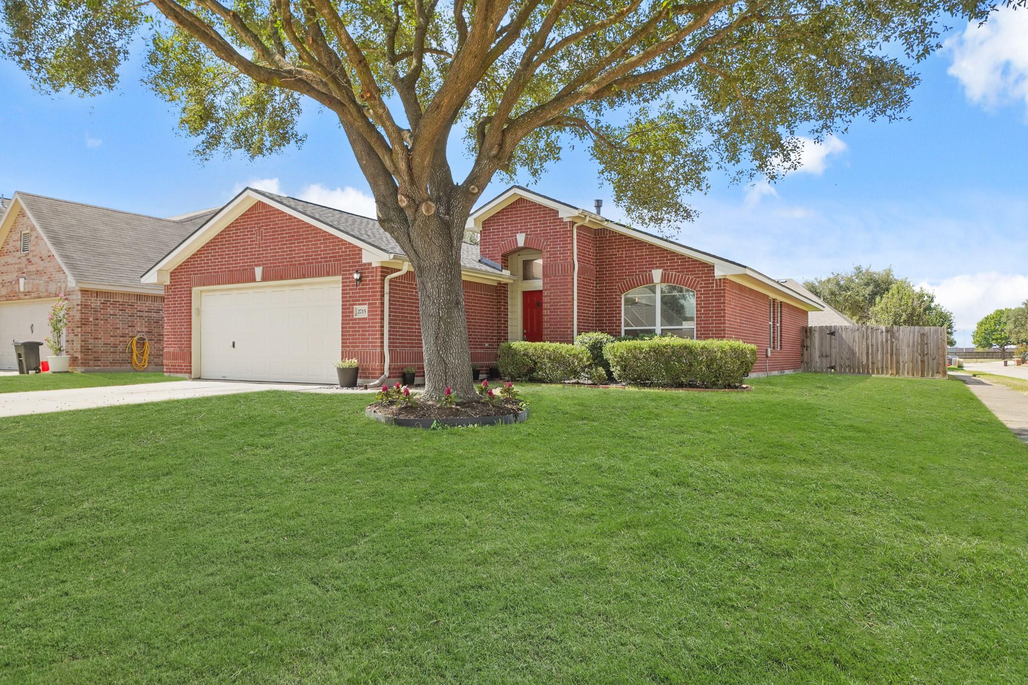 2715 Silk Tree Lane