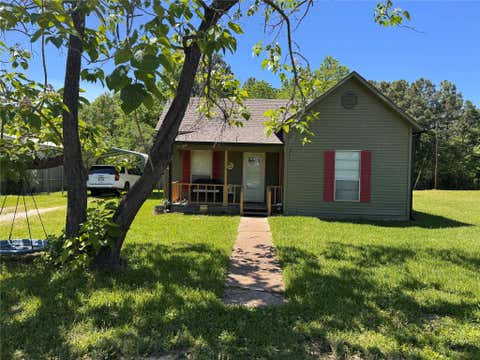 Homes For Sale - 274 Magnolia Drive<br/> Onalaska, TX 77360