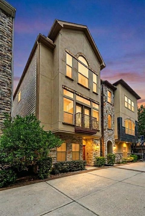 562 Bomar Street Houston TX 77006