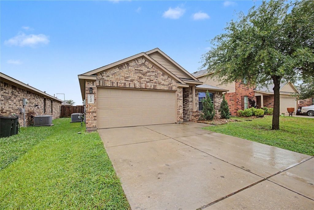 Photo of 16430 Rodeo River Road, Houston, TX 77049 (MLS # 42474128)