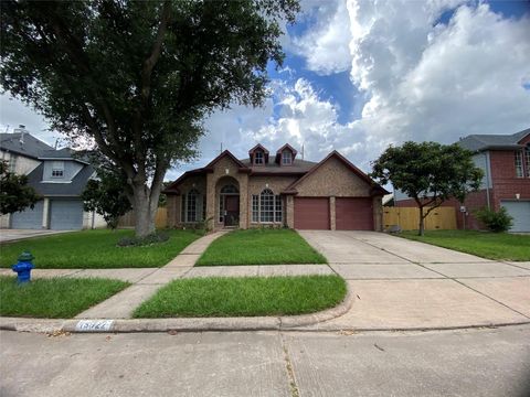 Photo of 15922 Williwaw Drive, Houston, TX 77083 (MLS # 95852302)