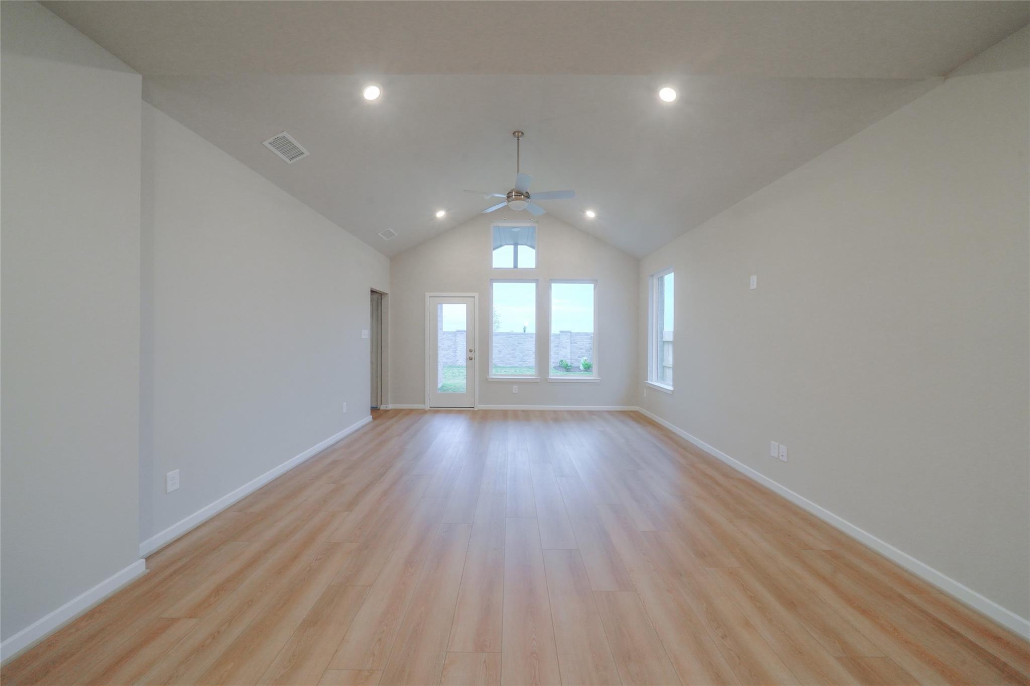 21859 Fitzroy Manor Lane