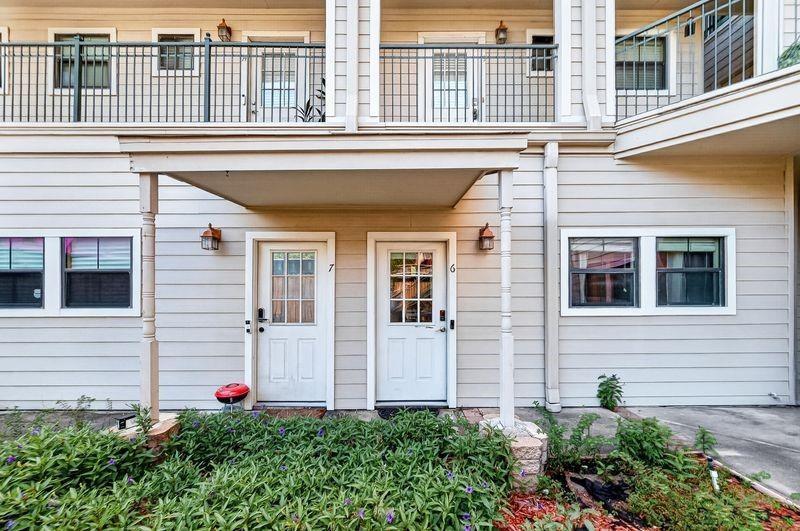 1602 Elgin Street 6