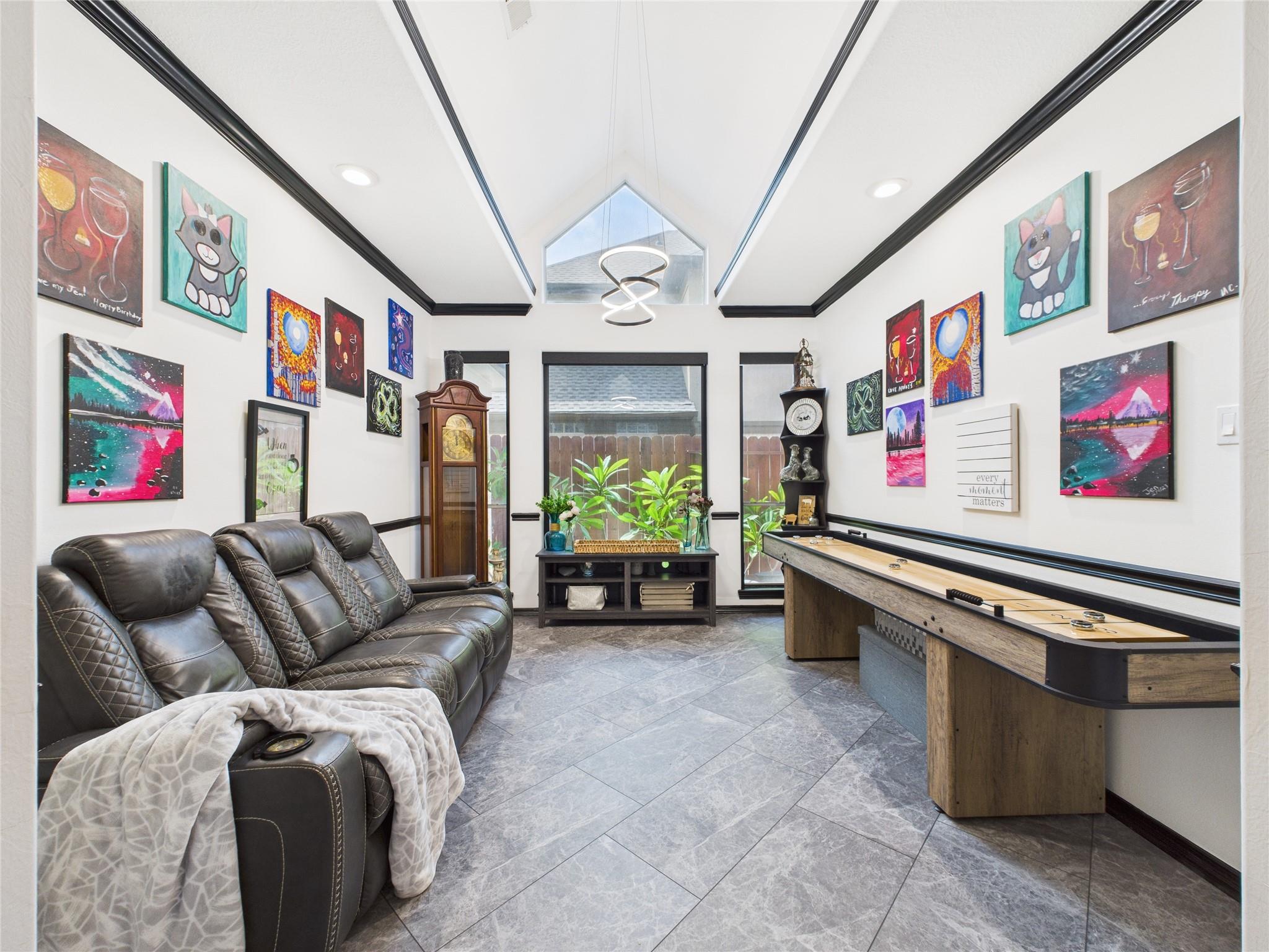 203 Las Brisas Street