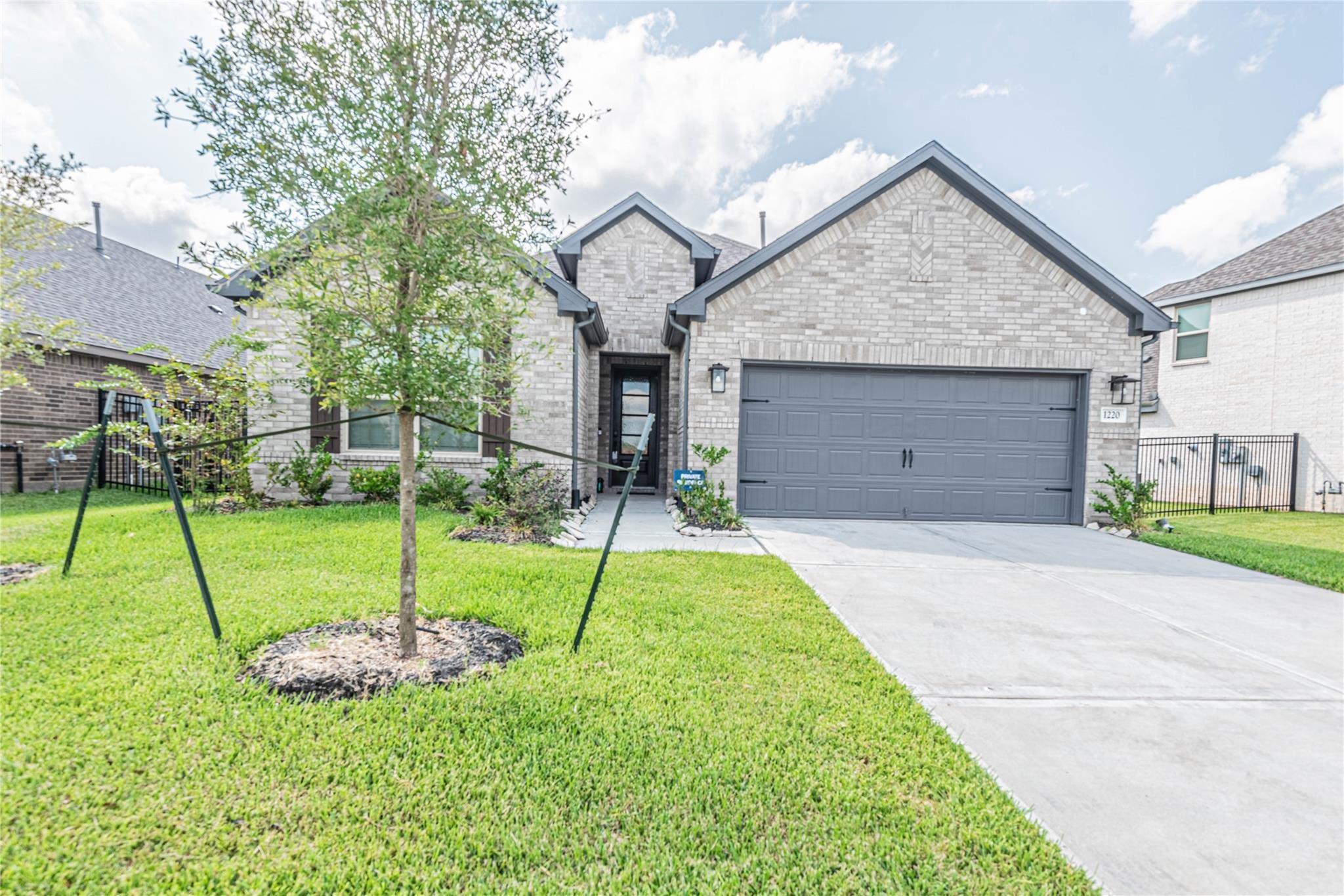 1220 Gable Breeze Drive