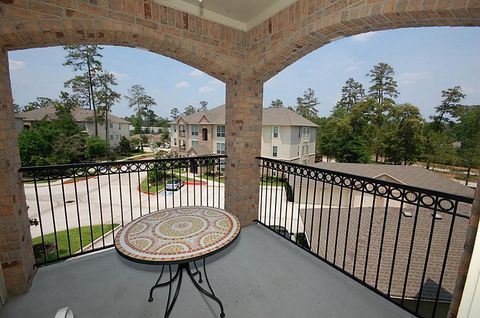 Photo of 6607 Lake Woodlands Drive #531, The Woodlands, TX 77382 (MLS # 67774367)