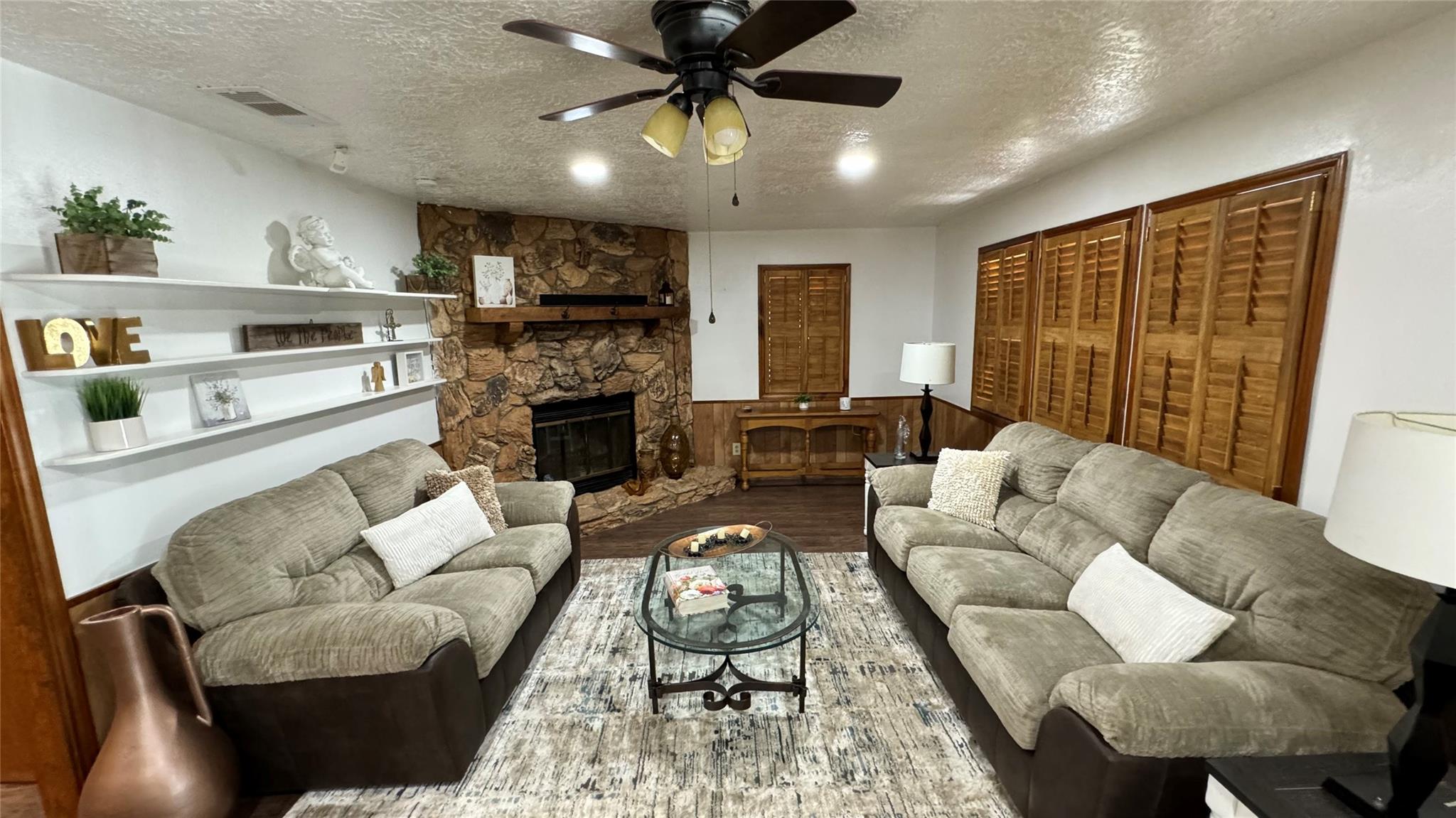 318 Baletka Boulevard