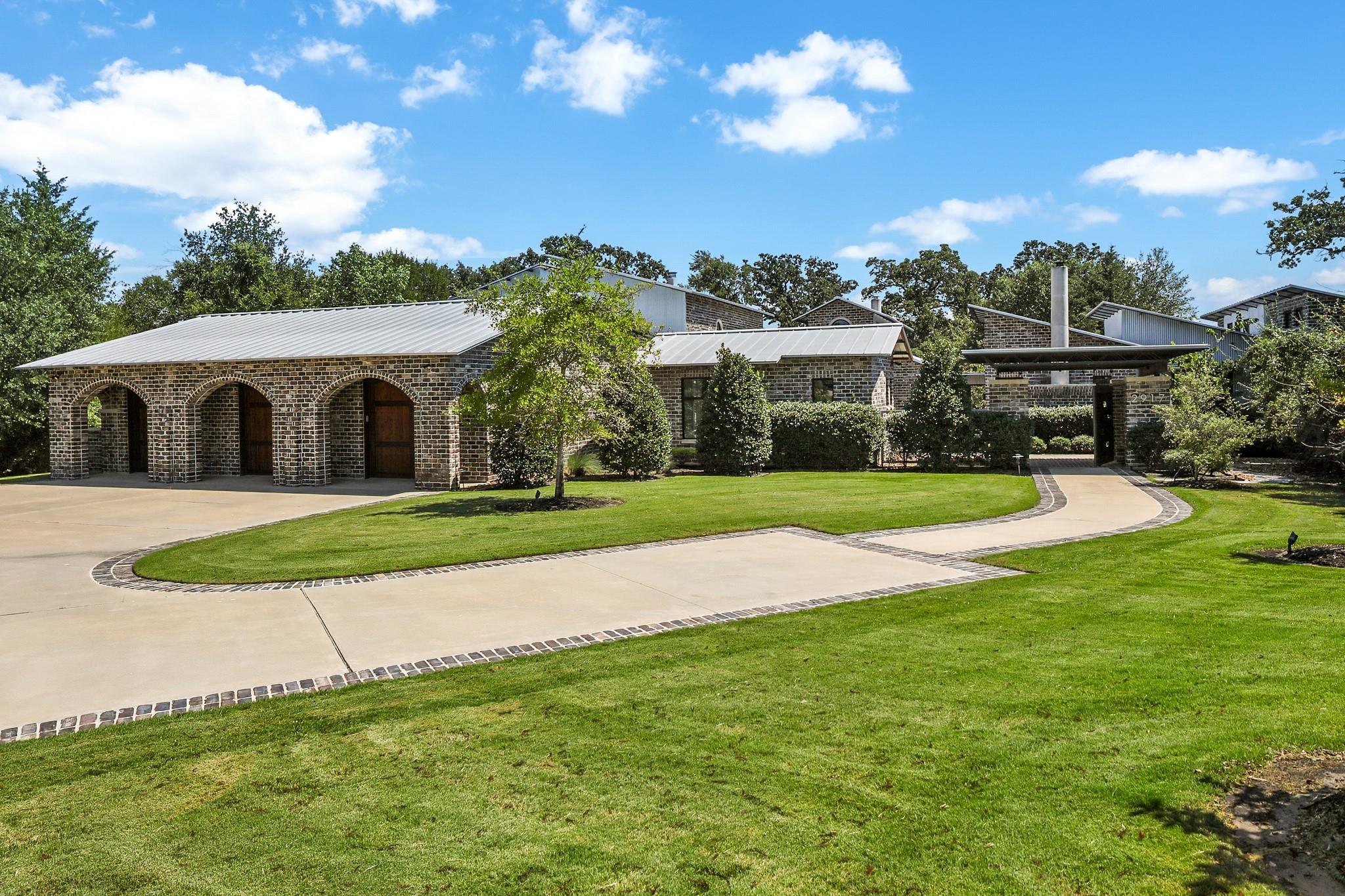 2917 Blue Belle Drive