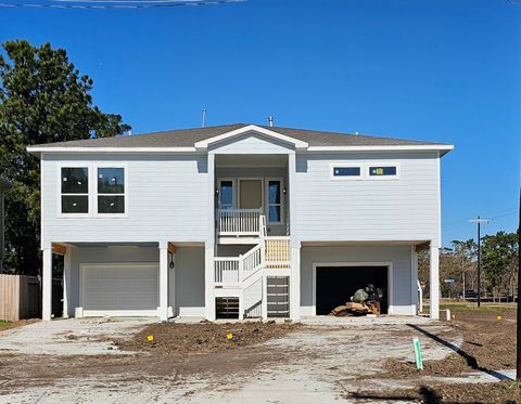 1913 Cindy Court Dickinson TX 77539