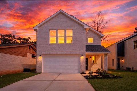 22 Presidio Montgomery TX 77356
