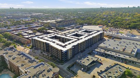 Photo of 1950 Winrock Boulevard #A1, Houston, TX 77057 (MLS # 37730502)