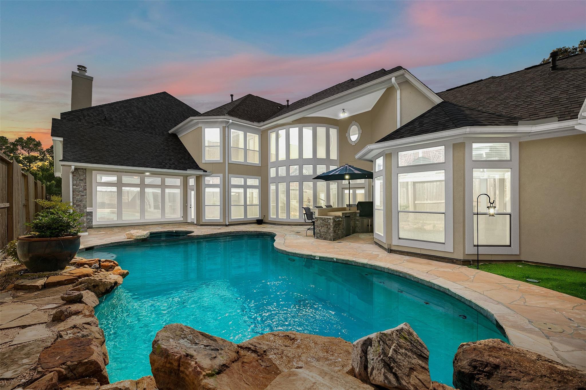 5811 Cimmaron Creek Court