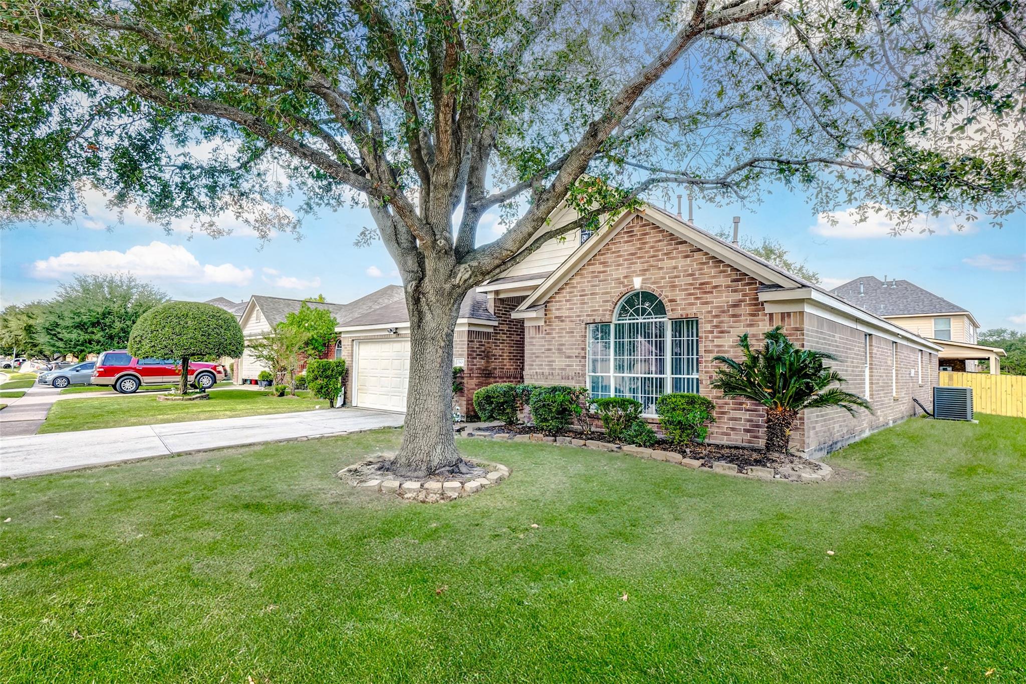 15806 Land View Drive