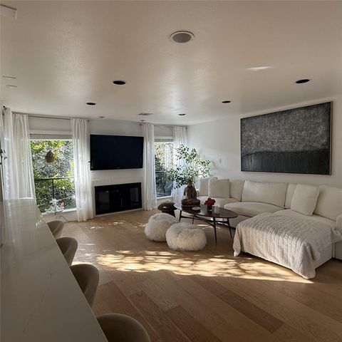 Photo of 1914 Augusta Drive #16, Houston, TX 77057 (MLS # 9713932)