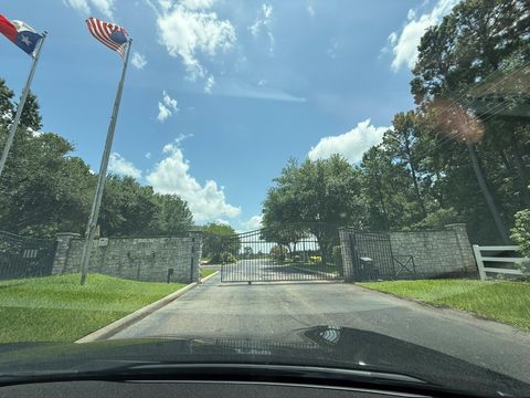 Photo of 17655 Julianne Drive, Waller, TX 77484 (MLS # 36143798)