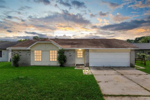 Photo of 8326 Sorrel Drive, Houston, TX 77064 (MLS # 45508048)