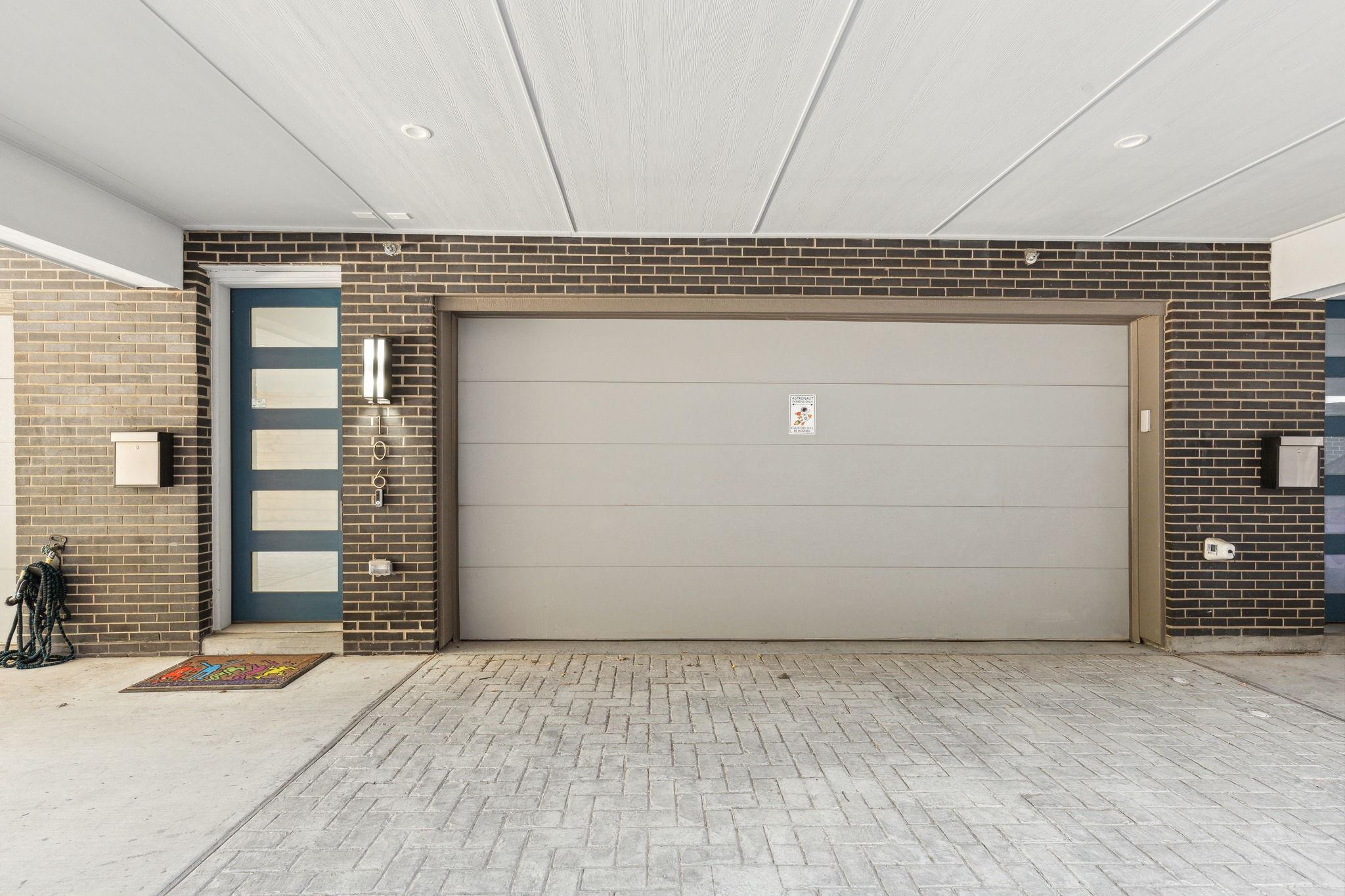 422 W 9th Street 106