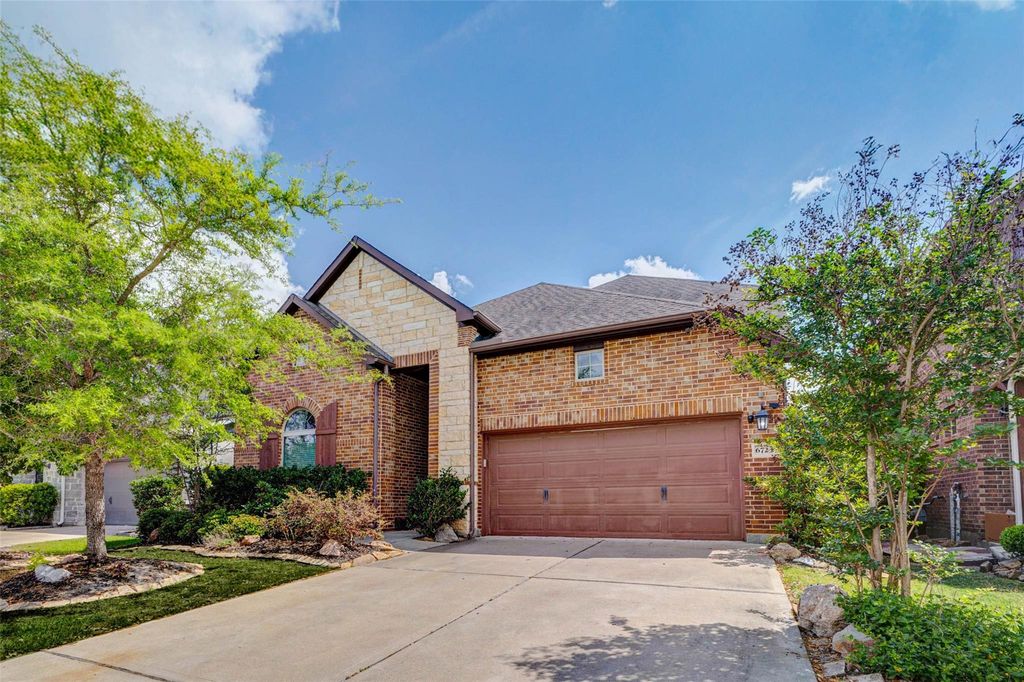 Photo of 6723 Tiger Trail, Katy, TX 77493 (MLS # 30130670)