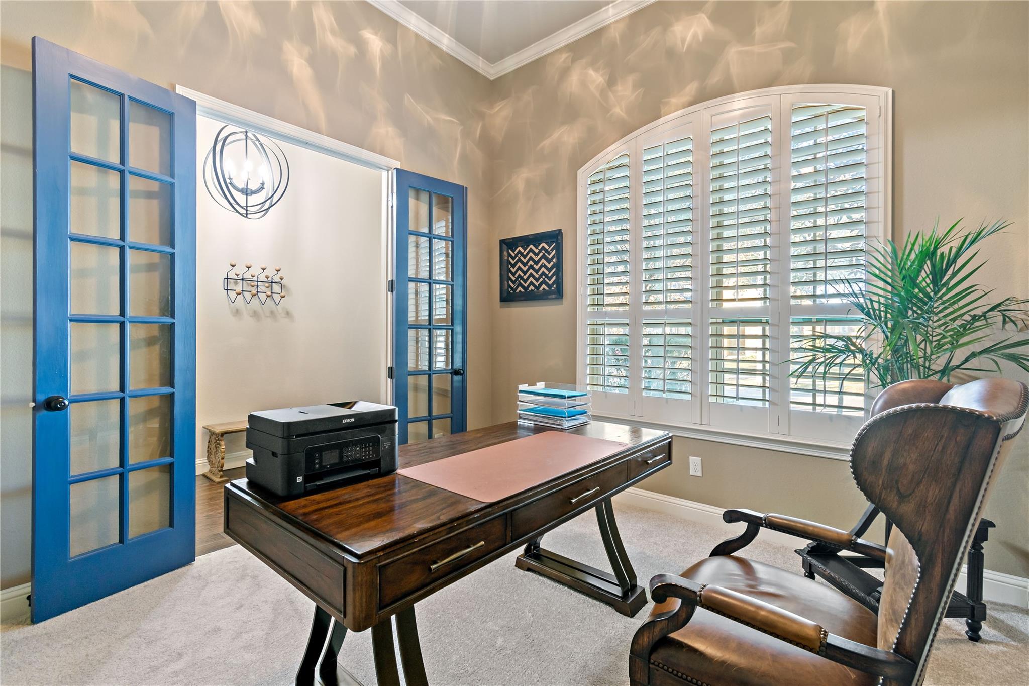 8126 Spreadwing Street