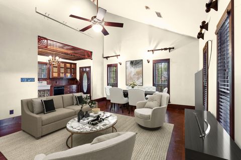 Photo of 701 N Beatty Avenue, Livingston, TX 77351 (MLS # 2192587)