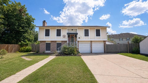 Photo of 13003 Wilde Glen Lane, Houston, TX 77072 (MLS # 31355590)
