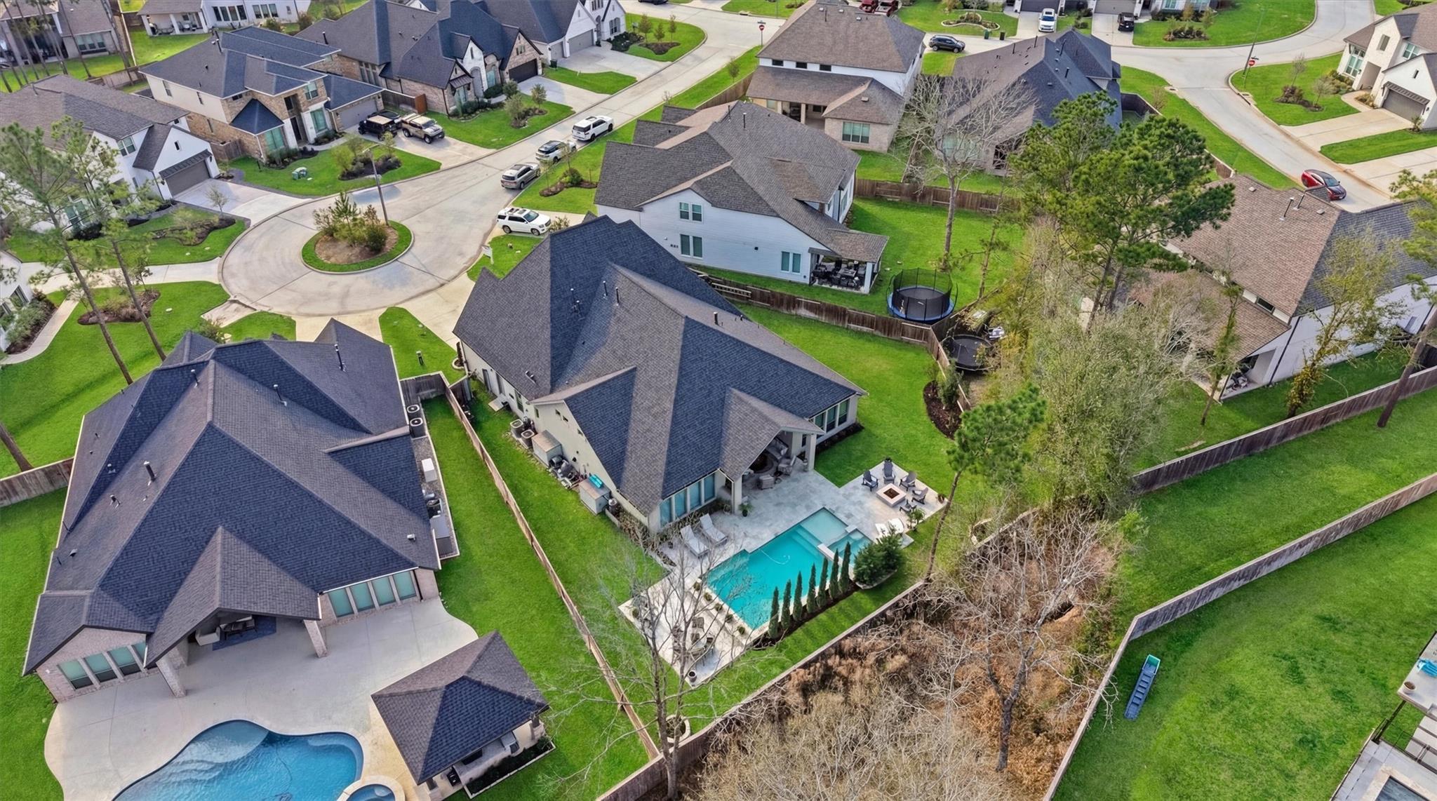 Montgomery, Texas, 77316, United States, 4 Bedrooms Bedrooms, ,4 BathroomsBathrooms,Residential,Active,2041578