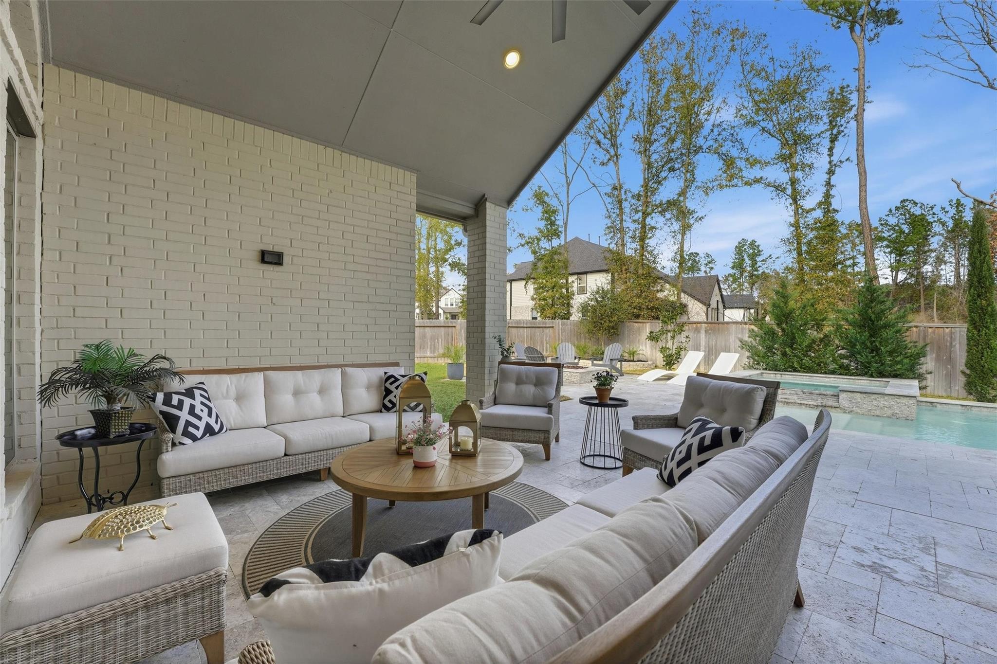 Montgomery, Texas, 77316, United States, 4 Bedrooms Bedrooms, ,4 BathroomsBathrooms,Residential,Active,2041578