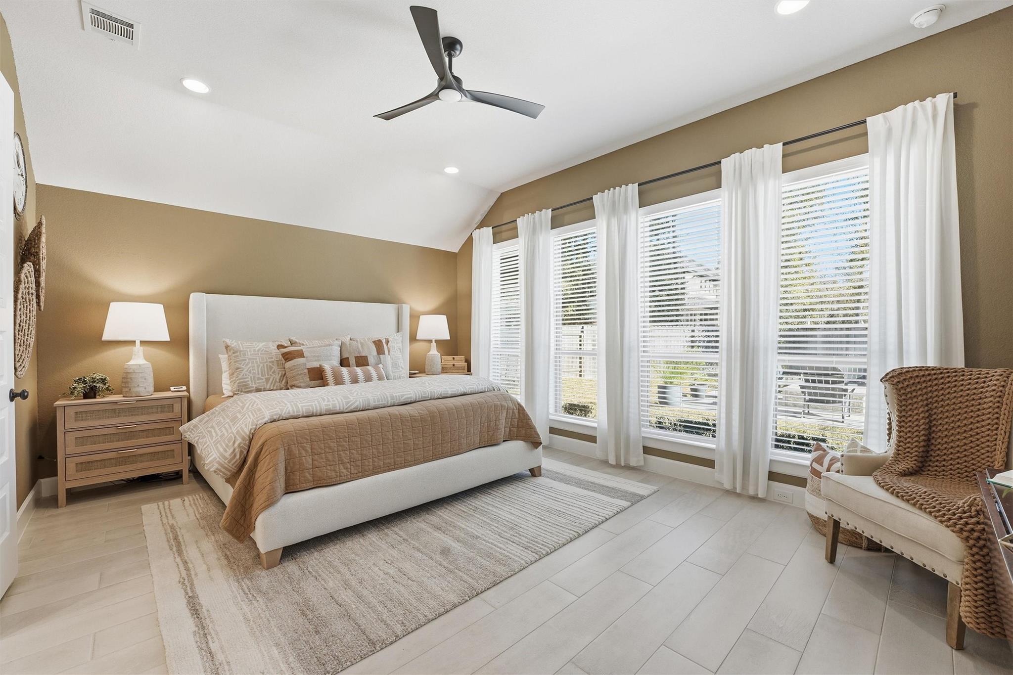Montgomery, Texas, 77316, United States, 4 Bedrooms Bedrooms, ,4 BathroomsBathrooms,Residential,Active,2041578