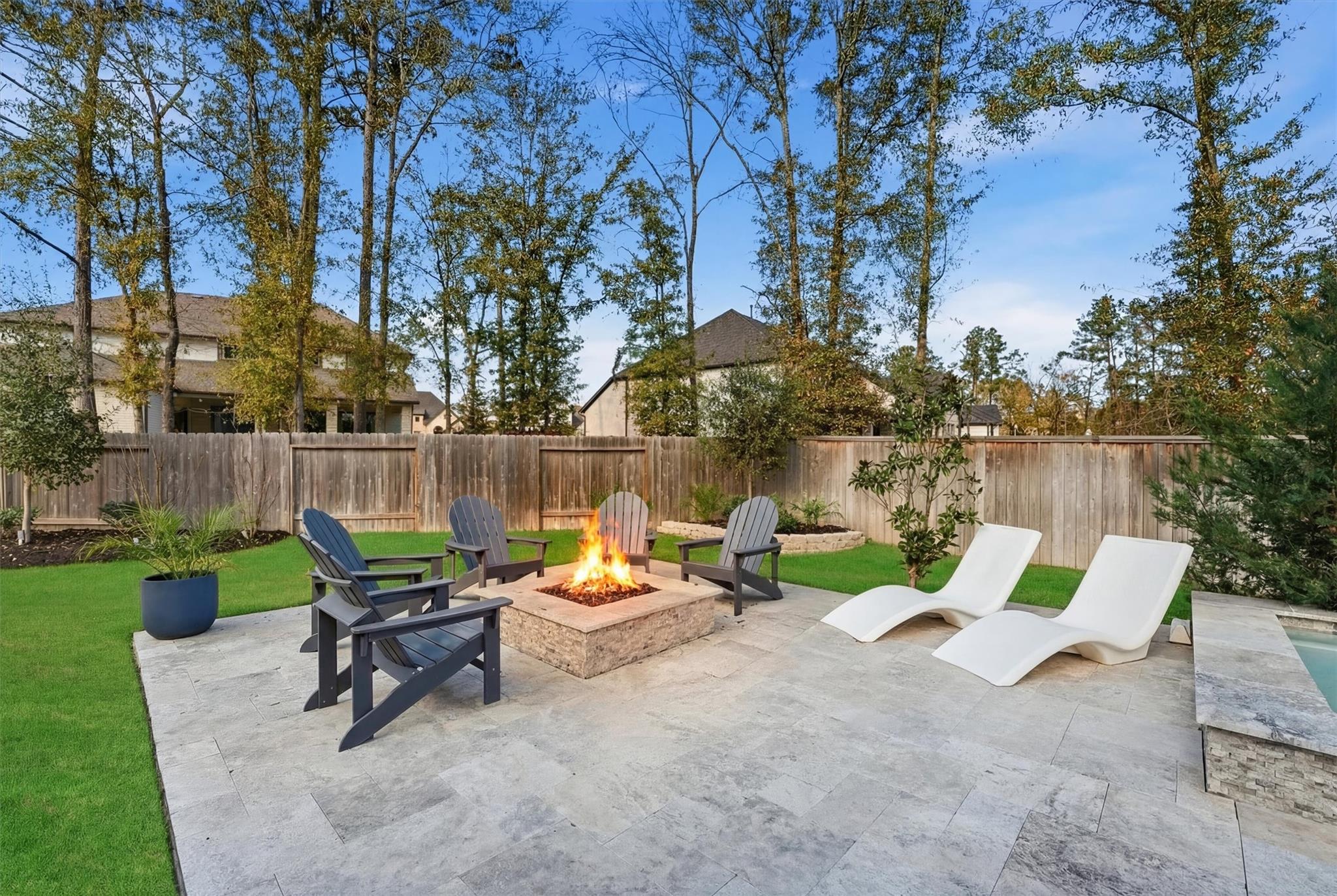 Montgomery, Texas, 77316, United States, 4 Bedrooms Bedrooms, ,4 BathroomsBathrooms,Residential,Active,2041578