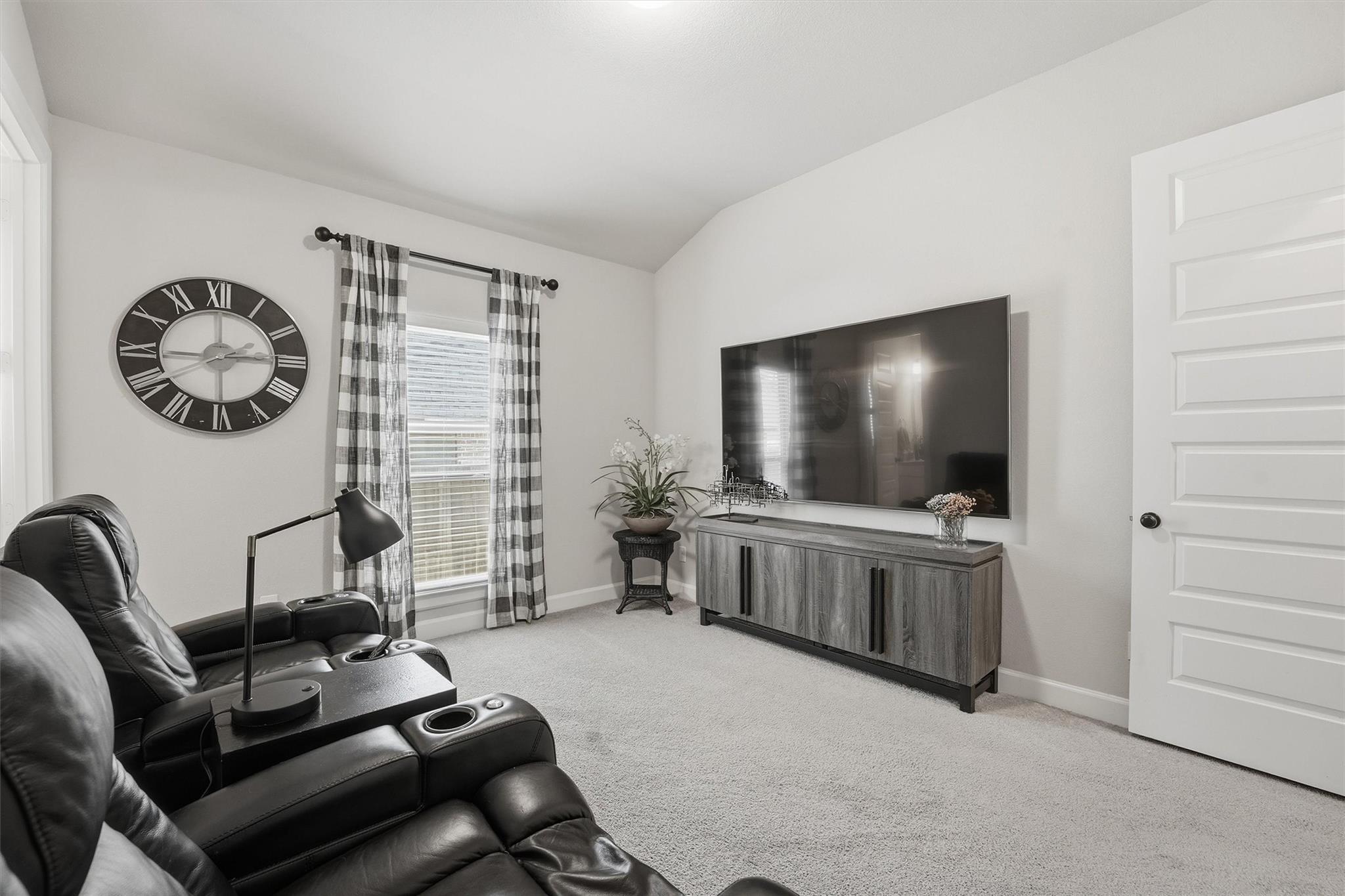 Montgomery, Texas, 77316, United States, 4 Bedrooms Bedrooms, ,4 BathroomsBathrooms,Residential,Active,2041578