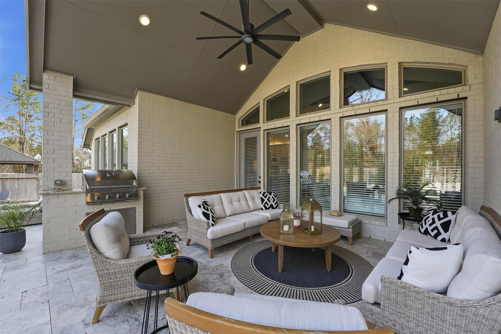 Montgomery, Texas, 77316, United States, 4 Bedrooms Bedrooms, ,4 BathroomsBathrooms,Residential,Active,2041578