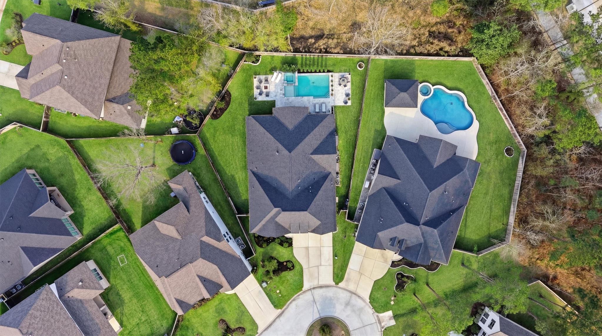 Montgomery, Texas, 77316, United States, 4 Bedrooms Bedrooms, ,4 BathroomsBathrooms,Residential,Active,2041578