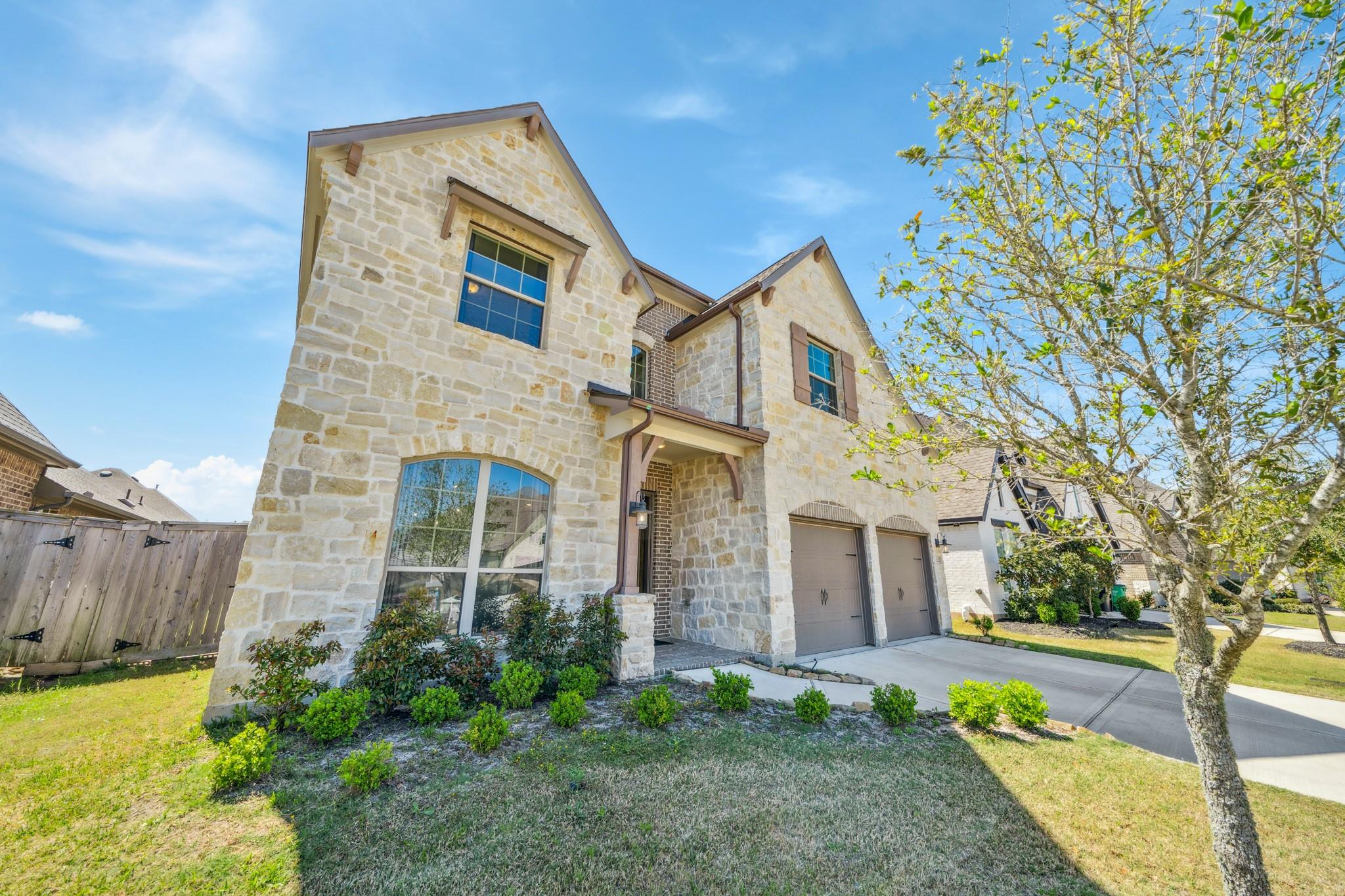 2122 Mallow Lane