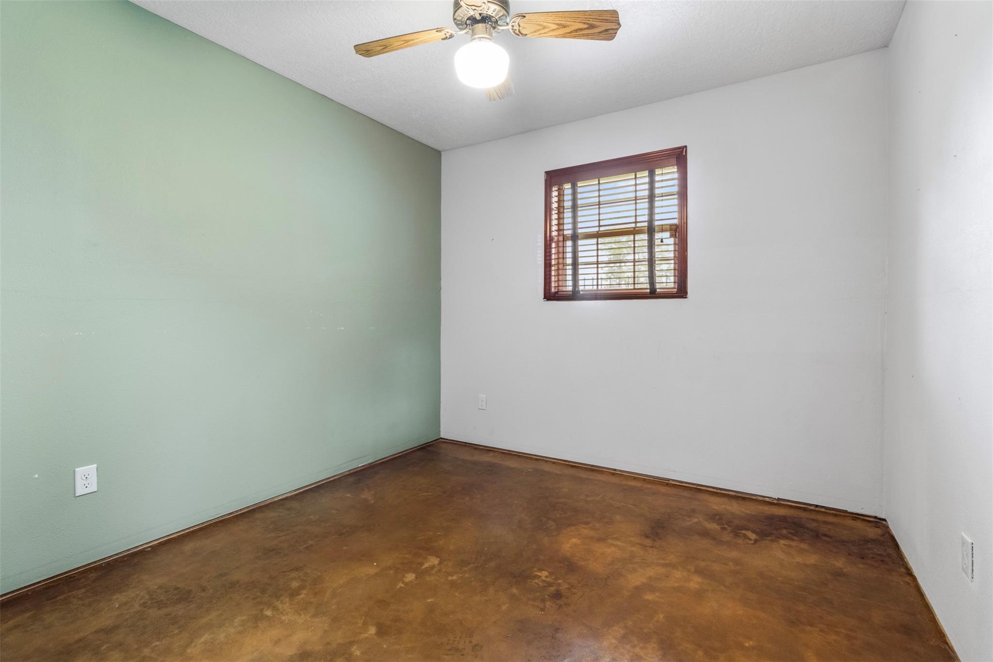 626 Meadowlark Lane