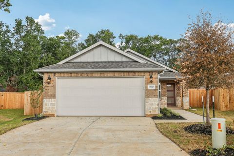 Photo of 1940 Velvet Oak Lane, Conroe, TX 77304 (MLS # 19401218)