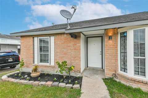 Photo of 6853 Chasewood Drive, Houston, TX 77489 (MLS # 26418313)