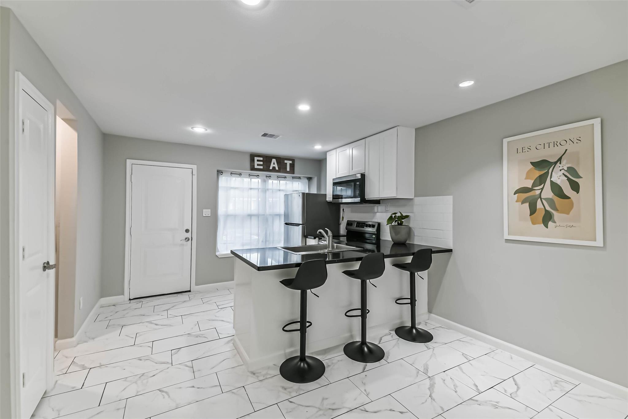 6853 Chasewood Drive