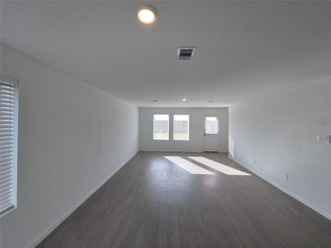 467443876