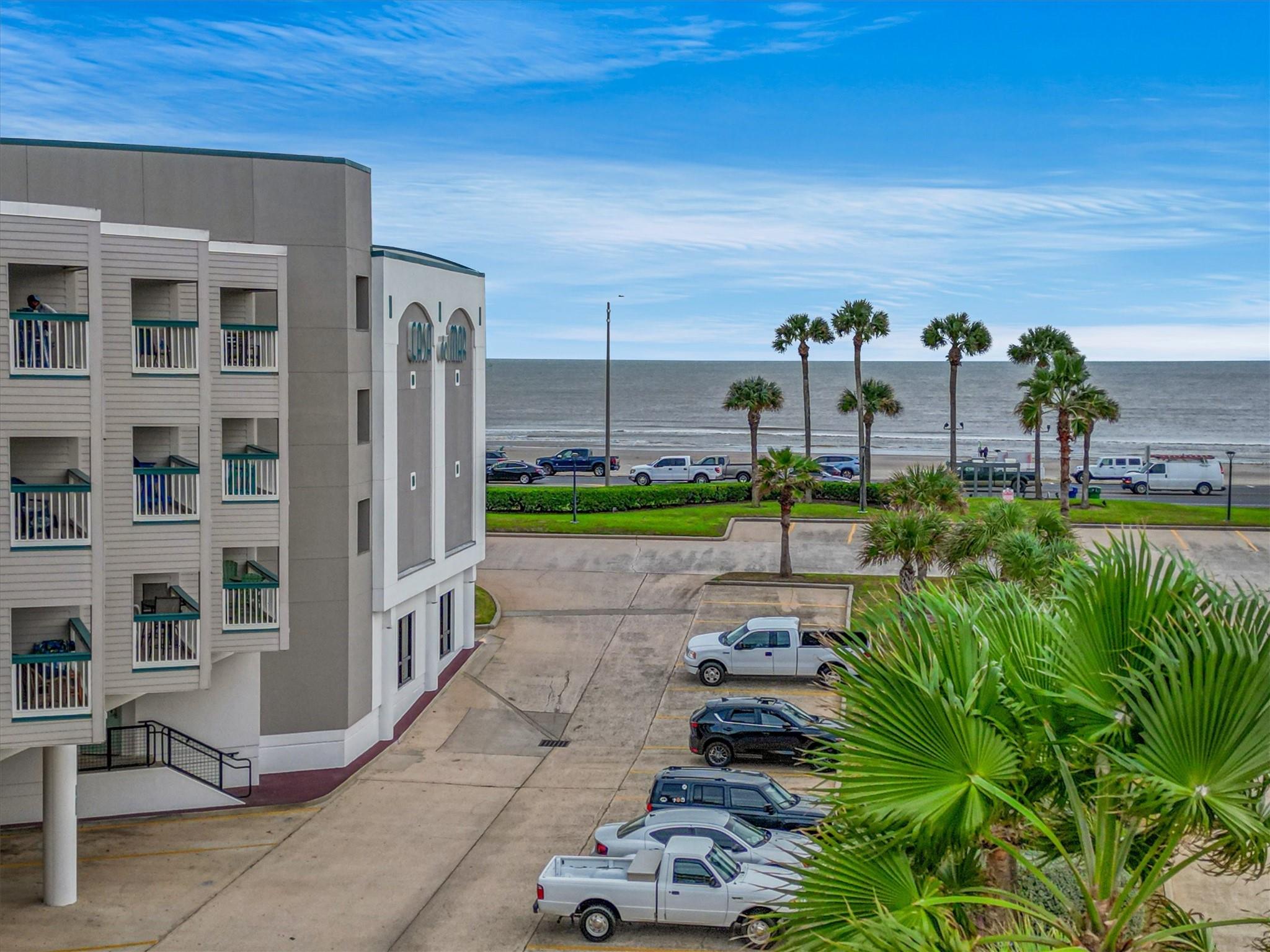 6102 Seawall Boulevard 380