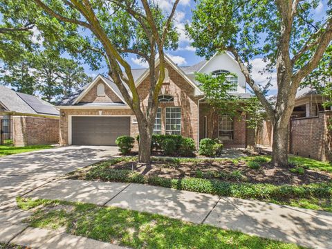 Photo of 5407 Lake Place Drive, Houston, TX 77041 (MLS # 42232450)